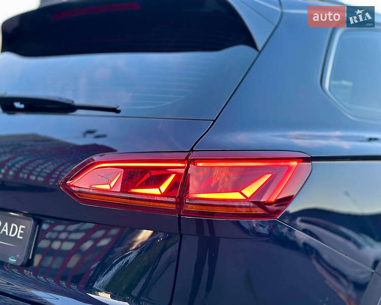 Позашляховик / Кросовер Volkswagen Touareg 2021 в Києві фото 16 Позашляховик / Кросовер Volkswagen Touareg 2021 в Києві