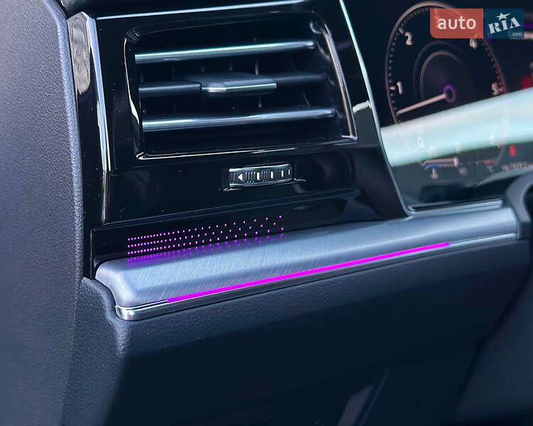 Позашляховик / Кросовер Volkswagen Touareg 2021 в Києві фото 26 Позашляховик / Кросовер Volkswagen Touareg 2021 в Києві