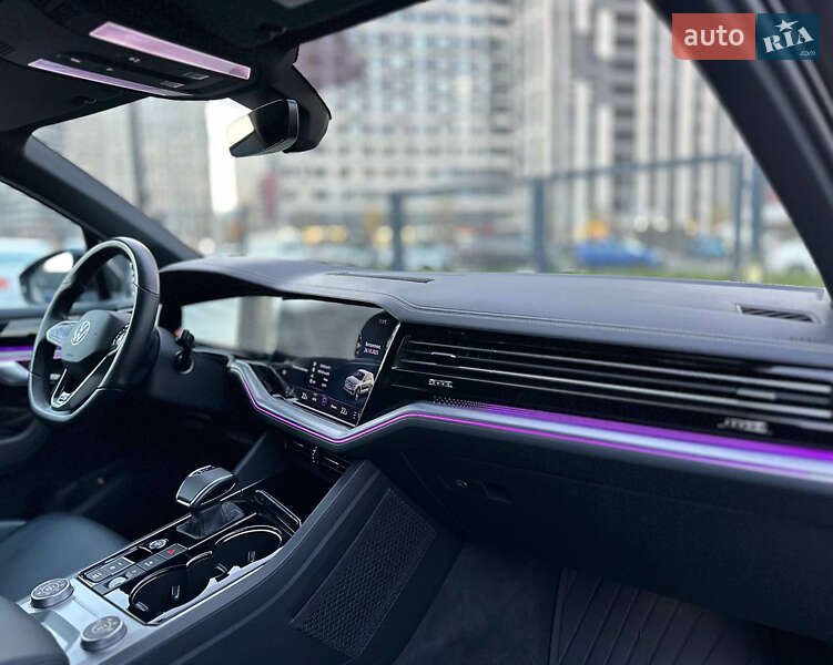 Позашляховик / Кросовер Volkswagen Touareg 2021 в Києві фото 53 Позашляховик / Кросовер Volkswagen Touareg 2021 в Києві
