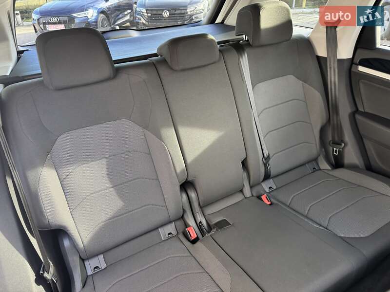 Позашляховик / Кросовер Volkswagen Touareg 2020 в Чернівцях фото 16 Позашляховик / Кросовер Volkswagen Touareg 2020 в Чернівцях