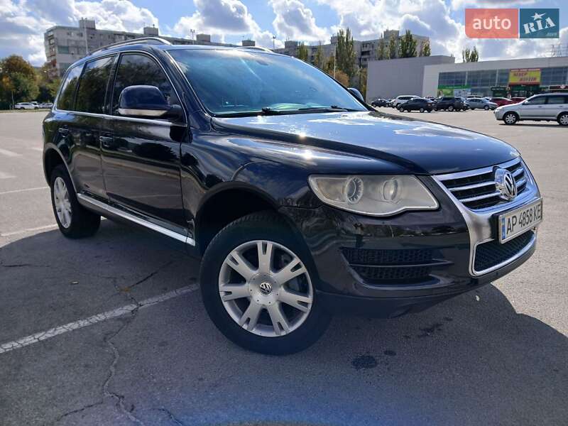 Позашляховик / Кросовер Volkswagen Touareg 2007 в Запоріжжі