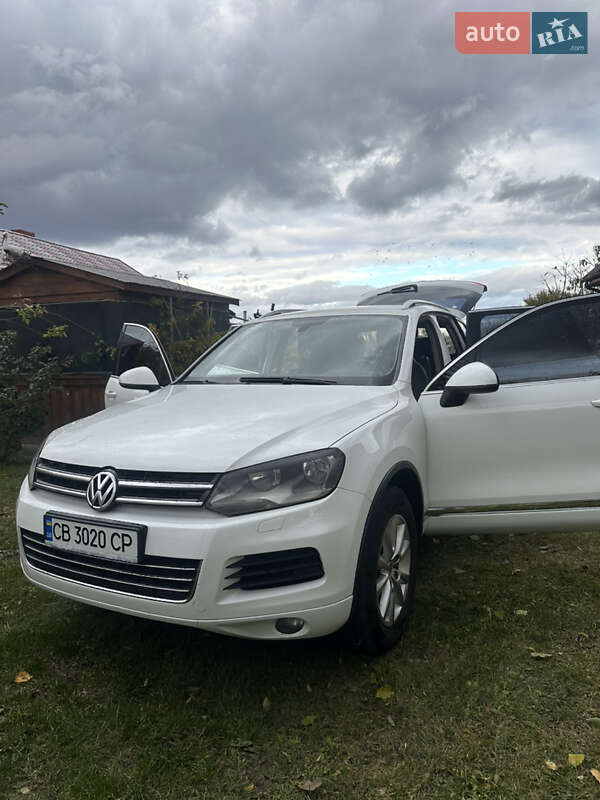 Внедорожник / Кроссовер Volkswagen Touareg 2012 в Чернигове фото 11 Внедорожник / Кроссовер Volkswagen Touareg 2012 в Чернигове