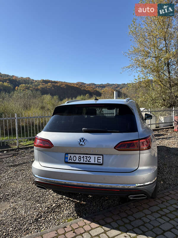 Внедорожник / Кроссовер Volkswagen Touareg 2018 в Тячеве фото 34 Внедорожник / Кроссовер Volkswagen Touareg 2018 в Тячеве