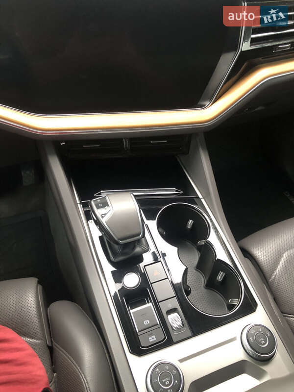 Внедорожник / Кроссовер Volkswagen Touareg 2018 в Тячеве фото 46 Внедорожник / Кроссовер Volkswagen Touareg 2018 в Тячеве