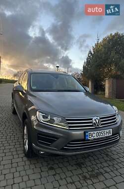 Внедорожник / Кроссовер Volkswagen Touareg 2017 в Львове