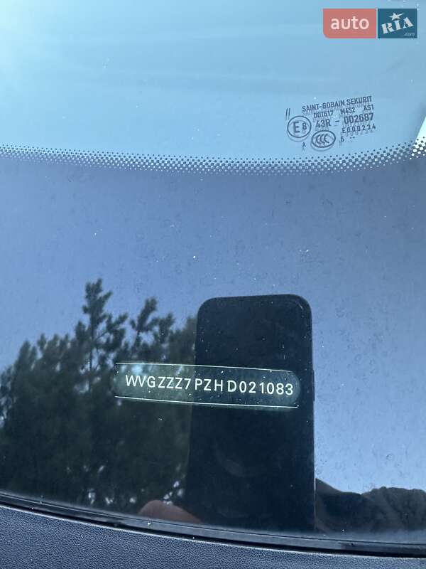 Внедорожник / Кроссовер Volkswagen Touareg 2017 в Львове фото 13 Внедорожник / Кроссовер Volkswagen Touareg 2017 в Львове