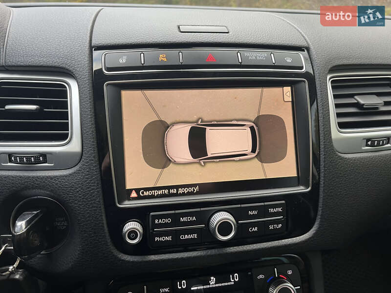 Внедорожник / Кроссовер Volkswagen Touareg 2014 в Киеве фото 11 Внедорожник / Кроссовер Volkswagen Touareg 2014 в Киеве