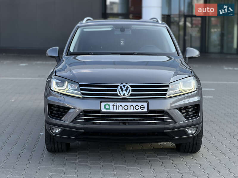 Позашляховик / Кросовер Volkswagen Touareg 2016 в Києві фото 12 Позашляховик / Кросовер Volkswagen Touareg 2016 в Києві