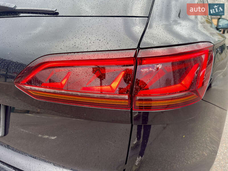 Позашляховик / Кросовер Volkswagen Touareg 2020 в Києві фото 9 Позашляховик / Кросовер Volkswagen Touareg 2020 в Києві