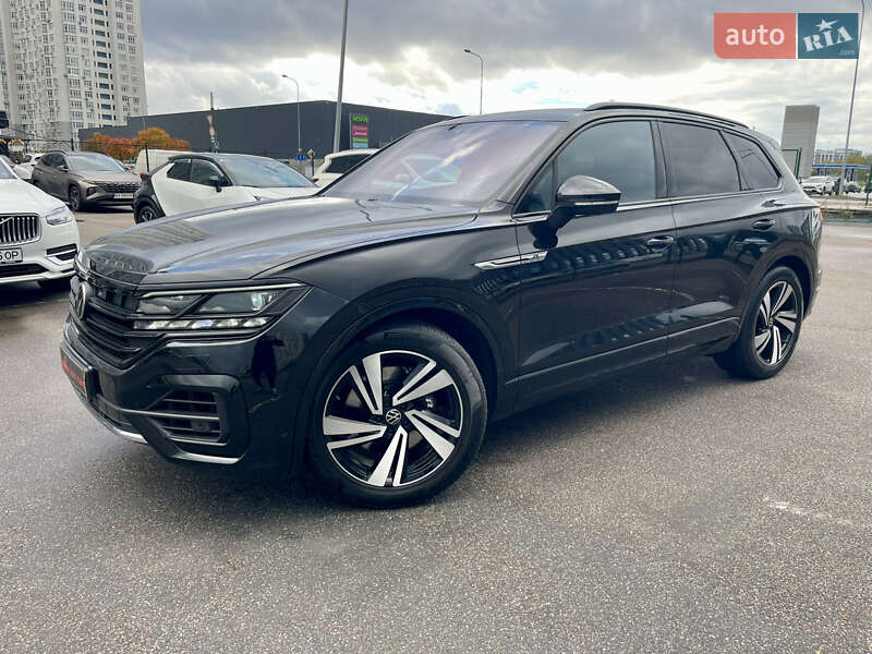 Позашляховик / Кросовер Volkswagen Touareg 2020 в Києві фото 16 Позашляховик / Кросовер Volkswagen Touareg 2020 в Києві