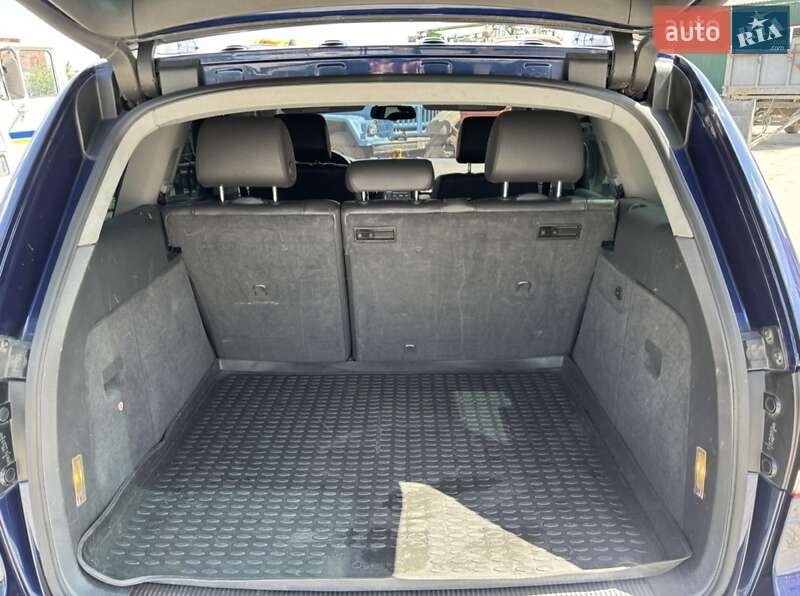 Внедорожник / Кроссовер Volkswagen Touareg 2006 в Теофиполе