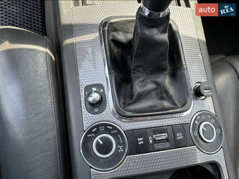 Внедорожник / Кроссовер Volkswagen Touareg 2006 в Теофиполе