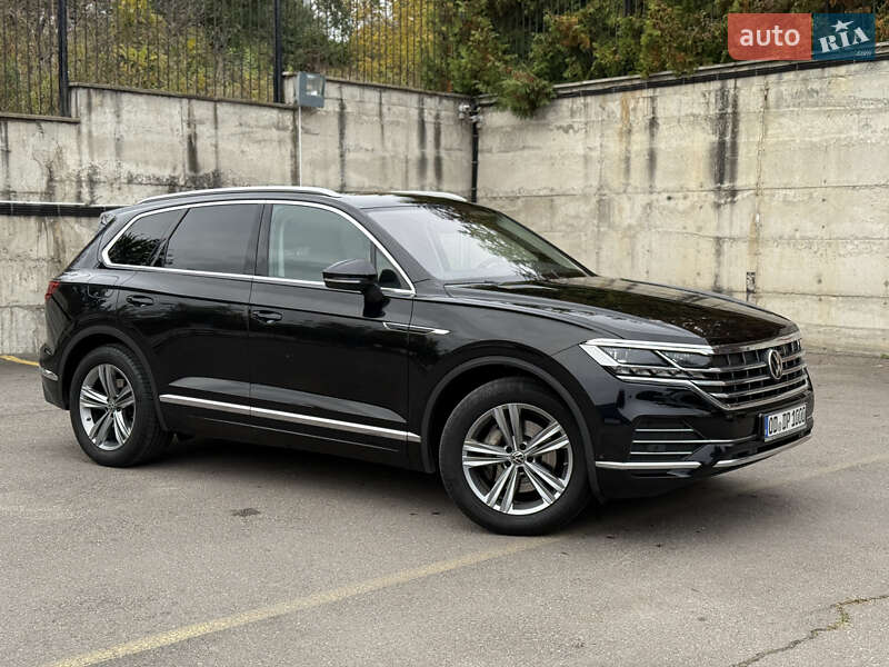 Внедорожник / Кроссовер Volkswagen Touareg 2022 в Ровно фото 4 Внедорожник / Кроссовер Volkswagen Touareg 2022 в Ровно
