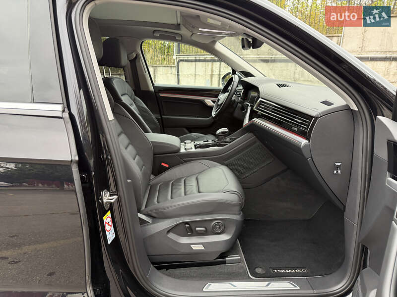Внедорожник / Кроссовер Volkswagen Touareg 2022 в Ровно фото 38 Внедорожник / Кроссовер Volkswagen Touareg 2022 в Ровно