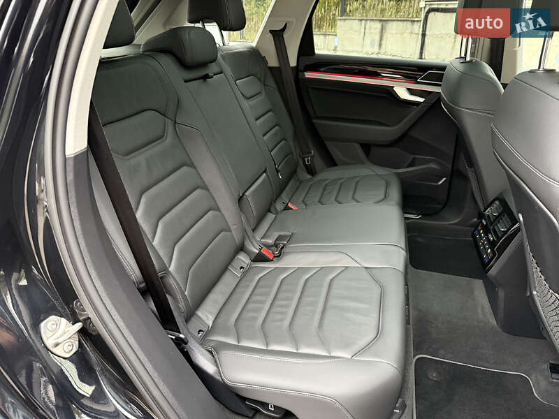 Внедорожник / Кроссовер Volkswagen Touareg 2022 в Ровно фото 57 Внедорожник / Кроссовер Volkswagen Touareg 2022 в Ровно