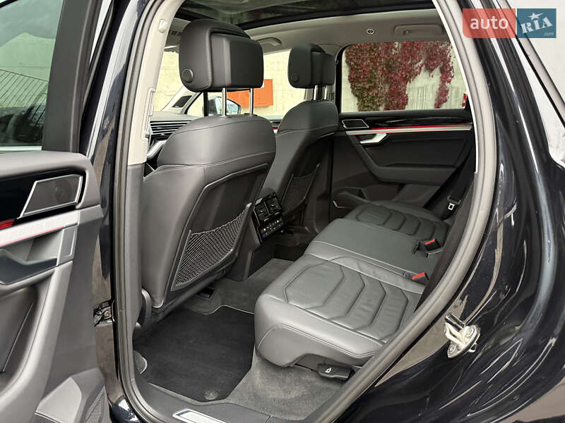 Внедорожник / Кроссовер Volkswagen Touareg 2022 в Ровно фото 72 Внедорожник / Кроссовер Volkswagen Touareg 2022 в Ровно