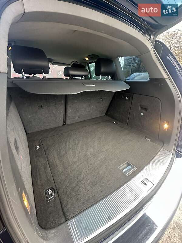 Позашляховик / Кросовер Volkswagen Touareg 2005 в Сумах