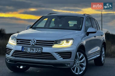 Внедорожник / Кроссовер Volkswagen Touareg 2015 в Дрогобыче