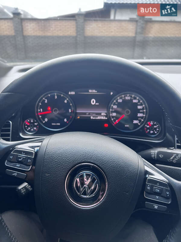 Внедорожник / Кроссовер Volkswagen Touareg 2011 в Тячеве фото 5 Внедорожник / Кроссовер Volkswagen Touareg 2011 в Тячеве