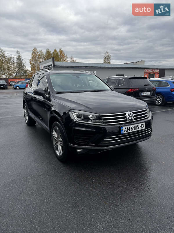 Внедорожник / Кроссовер Volkswagen Touareg 2015 в Киеве фото 2 Внедорожник / Кроссовер Volkswagen Touareg 2015 в Киеве