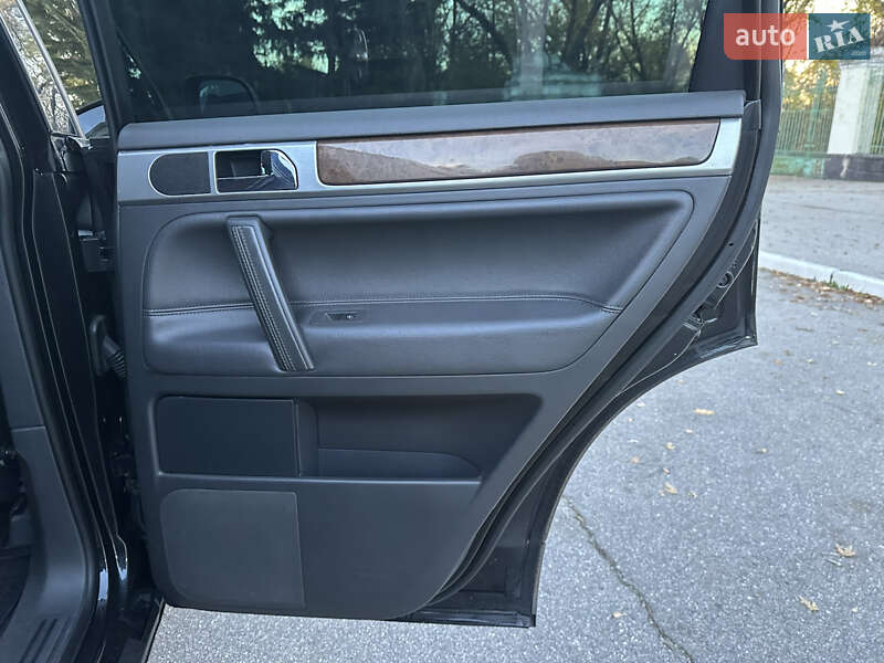 Внедорожник / Кроссовер Volkswagen Touareg 2008 в Желтых Водах фото 36 Внедорожник / Кроссовер Volkswagen Touareg 2008 в Желтых Водах