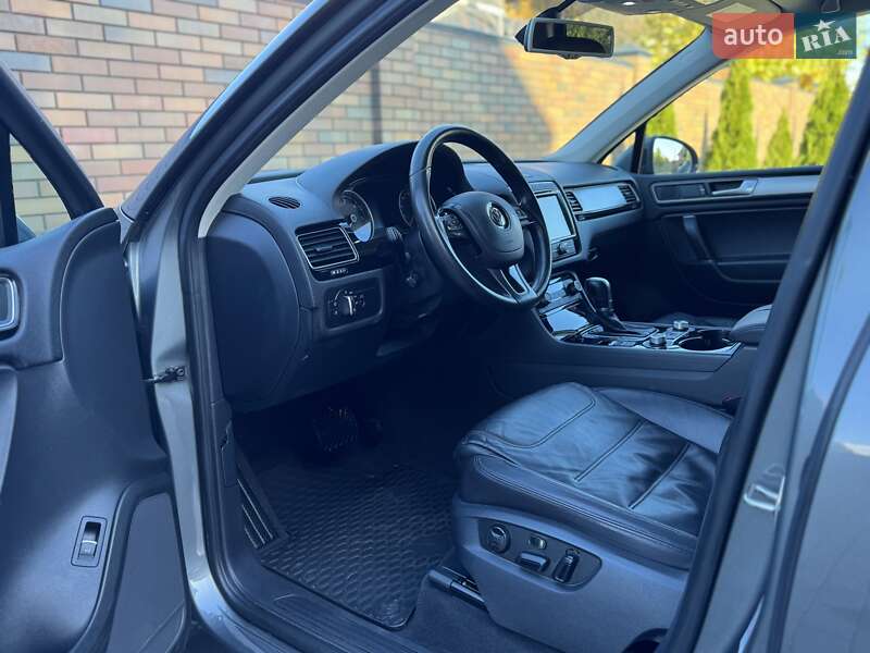 Внедорожник / Кроссовер Volkswagen Touareg 2015 в Виннице фото 18 Внедорожник / Кроссовер Volkswagen Touareg 2015 в Виннице