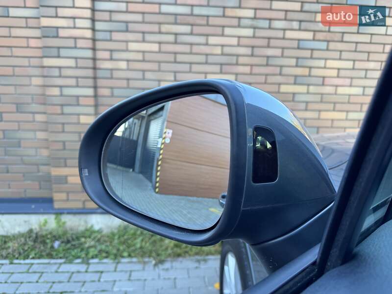 Внедорожник / Кроссовер Volkswagen Touareg 2015 в Виннице фото 38 Внедорожник / Кроссовер Volkswagen Touareg 2015 в Виннице