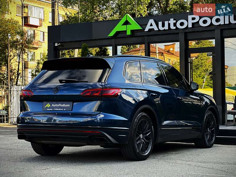 Позашляховик / Кросовер Volkswagen Touareg 2019 в Києві фото 15 Позашляховик / Кросовер Volkswagen Touareg 2019 в Києві