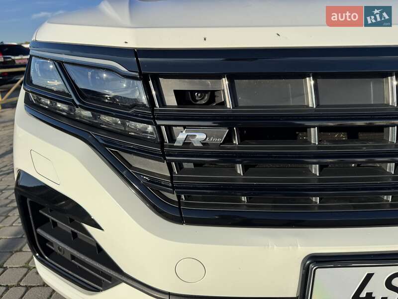 Внедорожник / Кроссовер Volkswagen Touareg 2020 в Черновцах