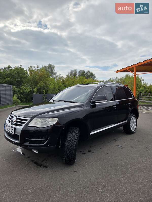 Внедорожник / Кроссовер Volkswagen Touareg 2007 в Харькове