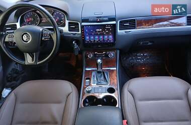 Внедорожник / Кроссовер Volkswagen Touareg 2012 в Одессе