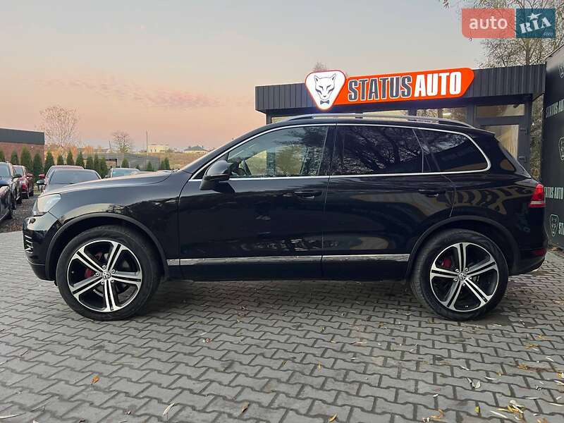 Внедорожник / Кроссовер Volkswagen Touareg 2010 в Хмельницком