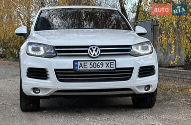 Позашляховик / Кросовер Volkswagen Touareg 2014 в Дніпрі