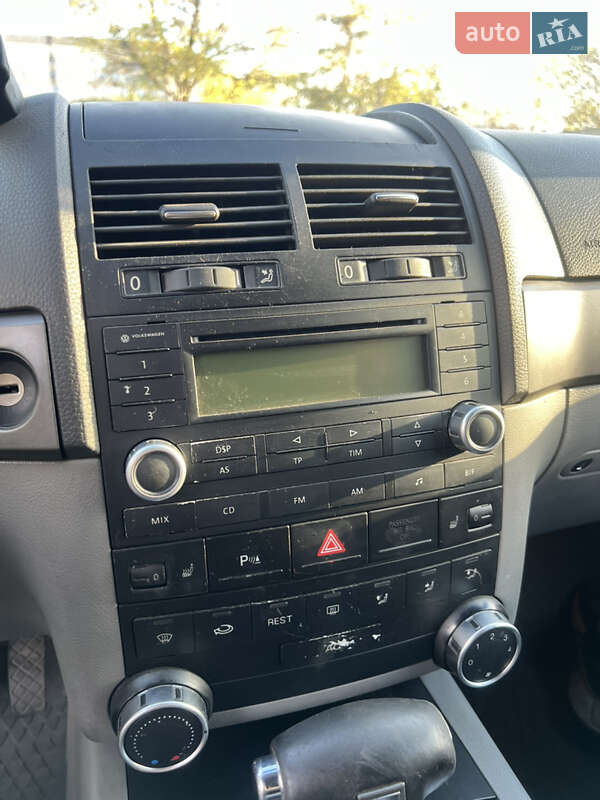 Внедорожник / Кроссовер Volkswagen Touareg 2004 в Днепре фото 16 Внедорожник / Кроссовер Volkswagen Touareg 2004 в Днепре