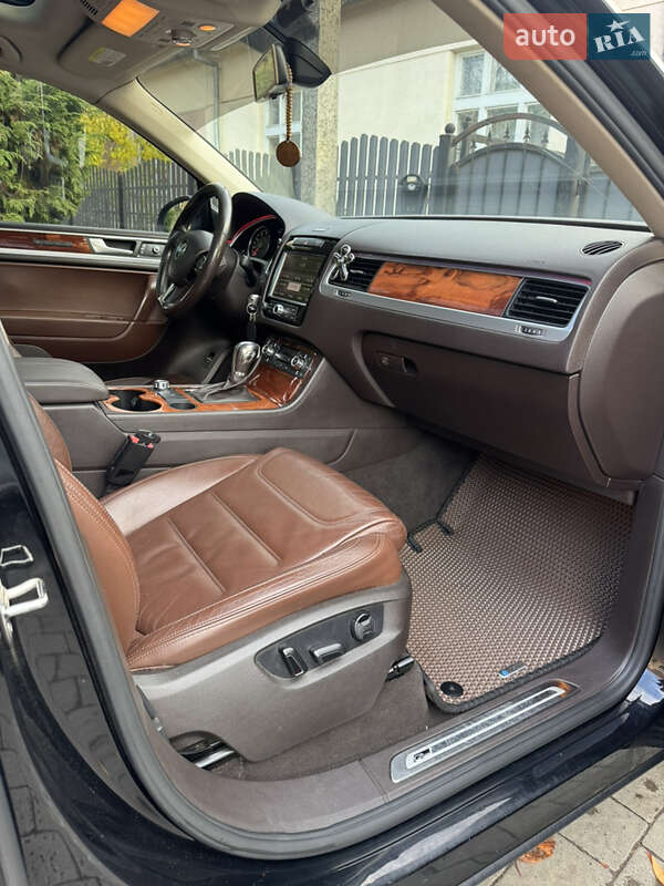 Внедорожник / Кроссовер Volkswagen Touareg 2011 в Ужгороде фото 53 Внедорожник / Кроссовер Volkswagen Touareg 2011 в Ужгороде
