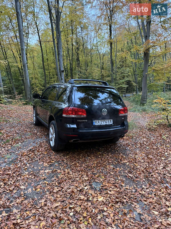 Позашляховик / Кросовер Volkswagen Touareg 2006 в Львові