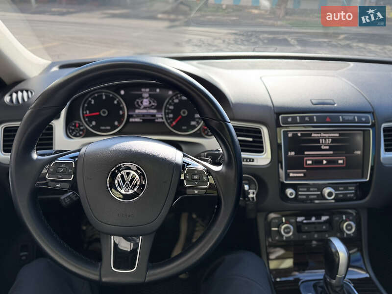 Внедорожник / Кроссовер Volkswagen Touareg 2014 в Николаеве фото 19 Внедорожник / Кроссовер Volkswagen Touareg 2014 в Николаеве