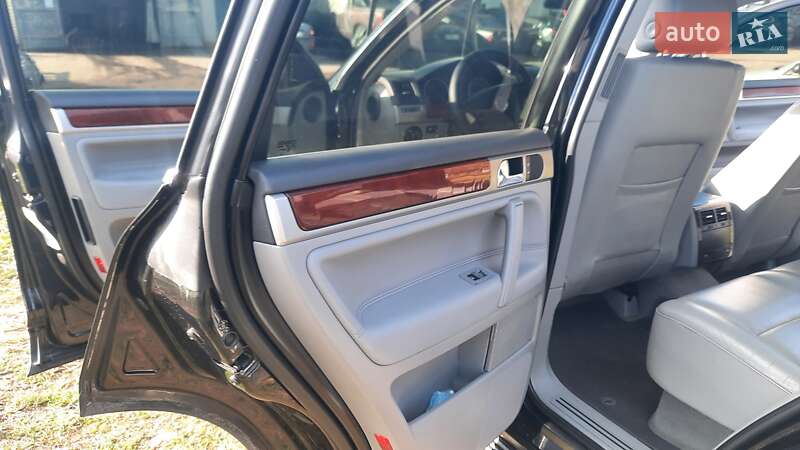 Внедорожник / Кроссовер Volkswagen Touareg 2005 в Черкассах фото 8 Внедорожник / Кроссовер Volkswagen Touareg 2005 в Черкассах