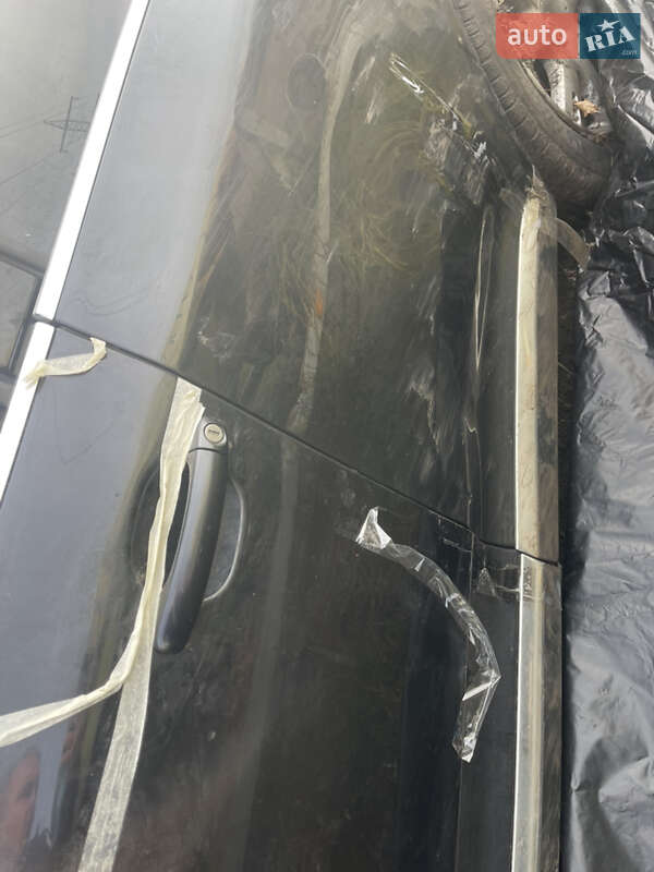 Позашляховик / Кросовер Volkswagen Touareg 2008 в Києві