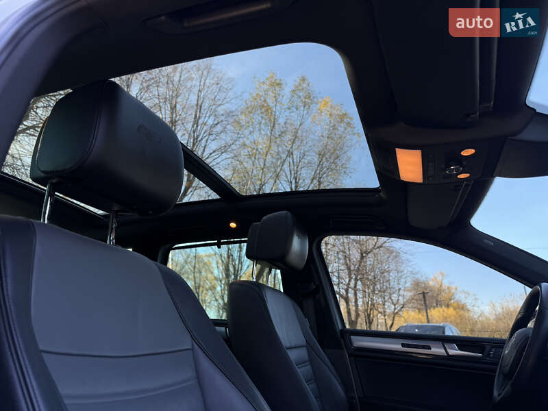 Внедорожник / Кроссовер Volkswagen Touareg 2013 в Ивано-Франковске фото 12 Внедорожник / Кроссовер Volkswagen Touareg 2013 в Ивано-Франковске