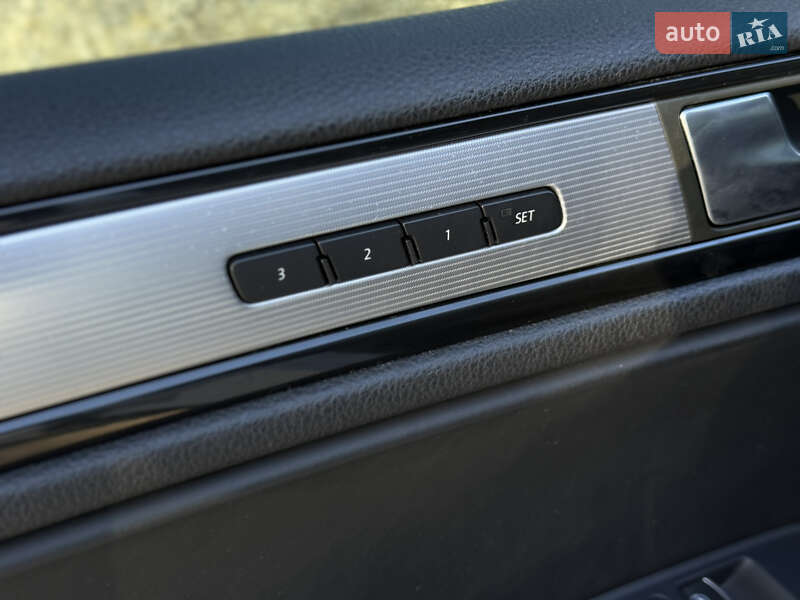 Внедорожник / Кроссовер Volkswagen Touareg 2013 в Ивано-Франковске фото 17 Внедорожник / Кроссовер Volkswagen Touareg 2013 в Ивано-Франковске