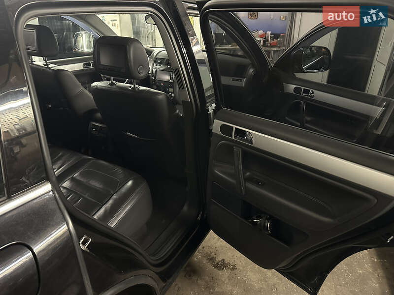 Внедорожник / Кроссовер Volkswagen Touareg 2007 в Киеве фото 9 Внедорожник / Кроссовер Volkswagen Touareg 2007 в Киеве