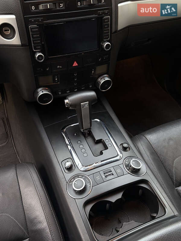 Внедорожник / Кроссовер Volkswagen Touareg 2007 в Киеве фото 23 Внедорожник / Кроссовер Volkswagen Touareg 2007 в Киеве