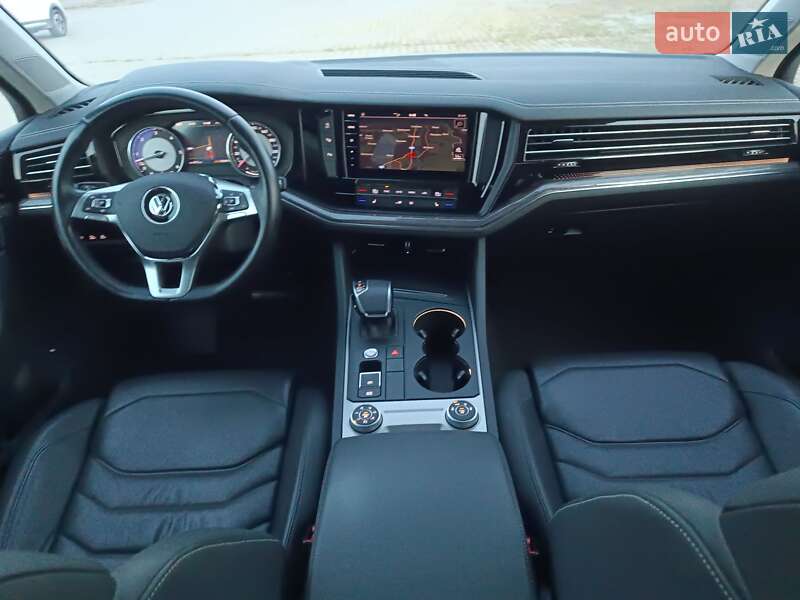 Позашляховик / Кросовер Volkswagen Touareg 2019 в Хусті фото 32 Позашляховик / Кросовер Volkswagen Touareg 2019 в Хусті
