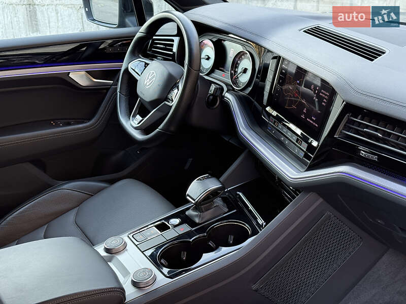 Внедорожник / Кроссовер Volkswagen Touareg 2021 в Ровно фото 38 Внедорожник / Кроссовер Volkswagen Touareg 2021 в Ровно