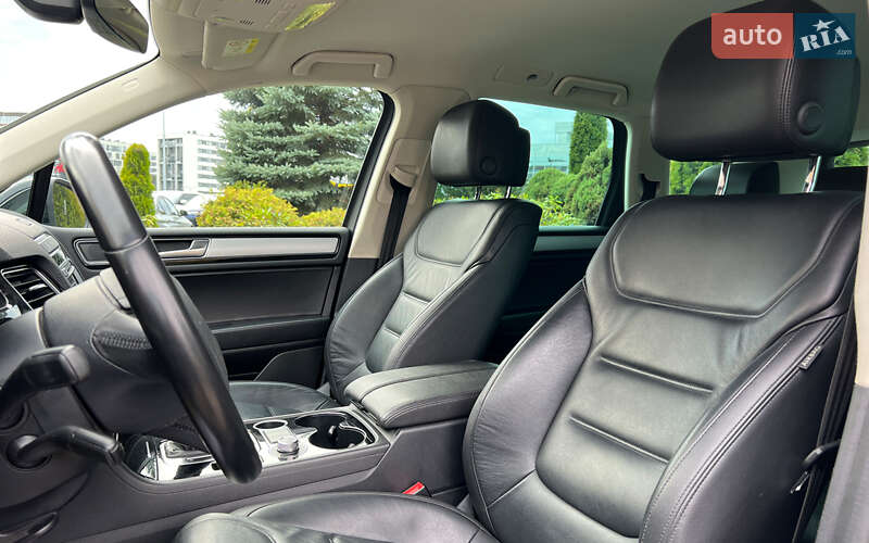 Внедорожник / Кроссовер Volkswagen Touareg 2017 в Львове фото 9 Внедорожник / Кроссовер Volkswagen Touareg 2017 в Львове