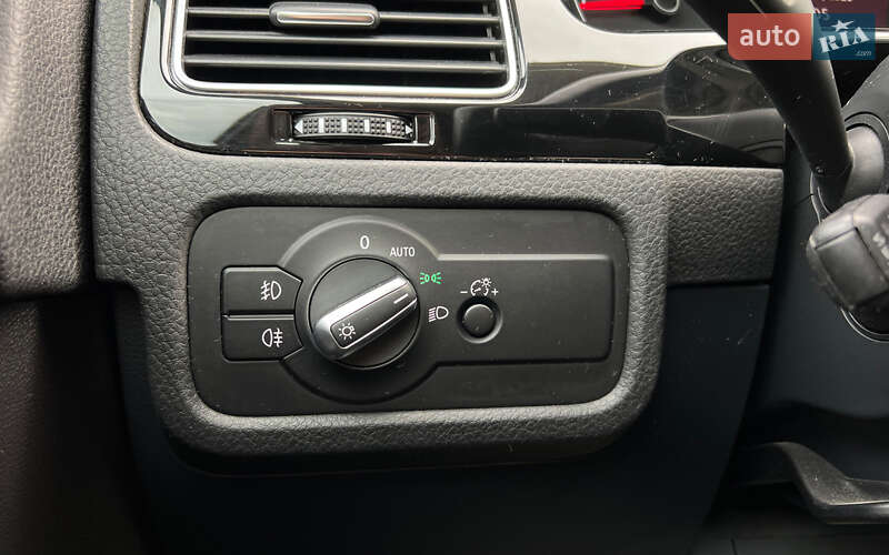 Внедорожник / Кроссовер Volkswagen Touareg 2017 в Львове фото 18 Внедорожник / Кроссовер Volkswagen Touareg 2017 в Львове