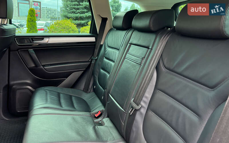 Внедорожник / Кроссовер Volkswagen Touareg 2017 в Львове фото 22 Внедорожник / Кроссовер Volkswagen Touareg 2017 в Львове