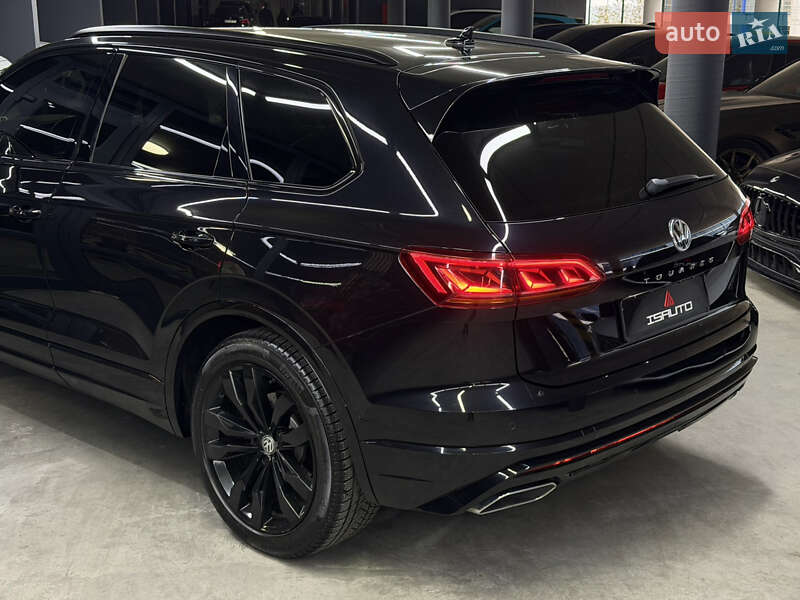 Внедорожник / Кроссовер Volkswagen Touareg 2018 в Одессе фото 12 Внедорожник / Кроссовер Volkswagen Touareg 2018 в Одессе