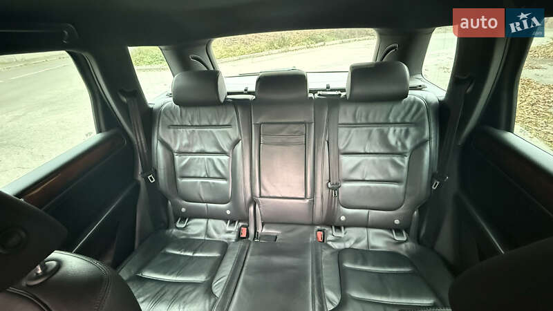 Позашляховик / Кросовер Volkswagen Touareg 2012 в Києві фото 27 Позашляховик / Кросовер Volkswagen Touareg 2012 в Києві